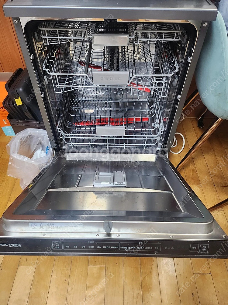 삼성 12인용 식기세척기 DW60T7075FG--3
