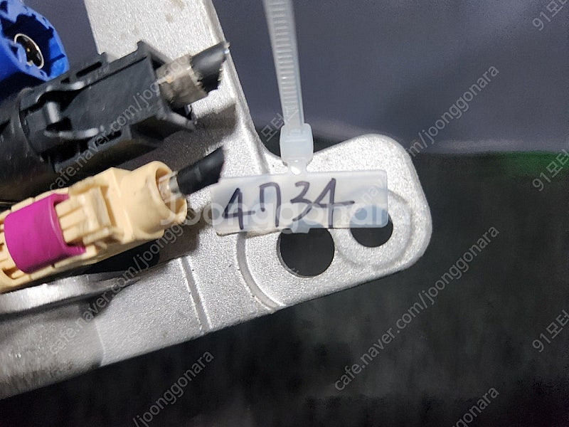 BMW 7시리즈 F01 오디오 앰프 9 257 150-...--3