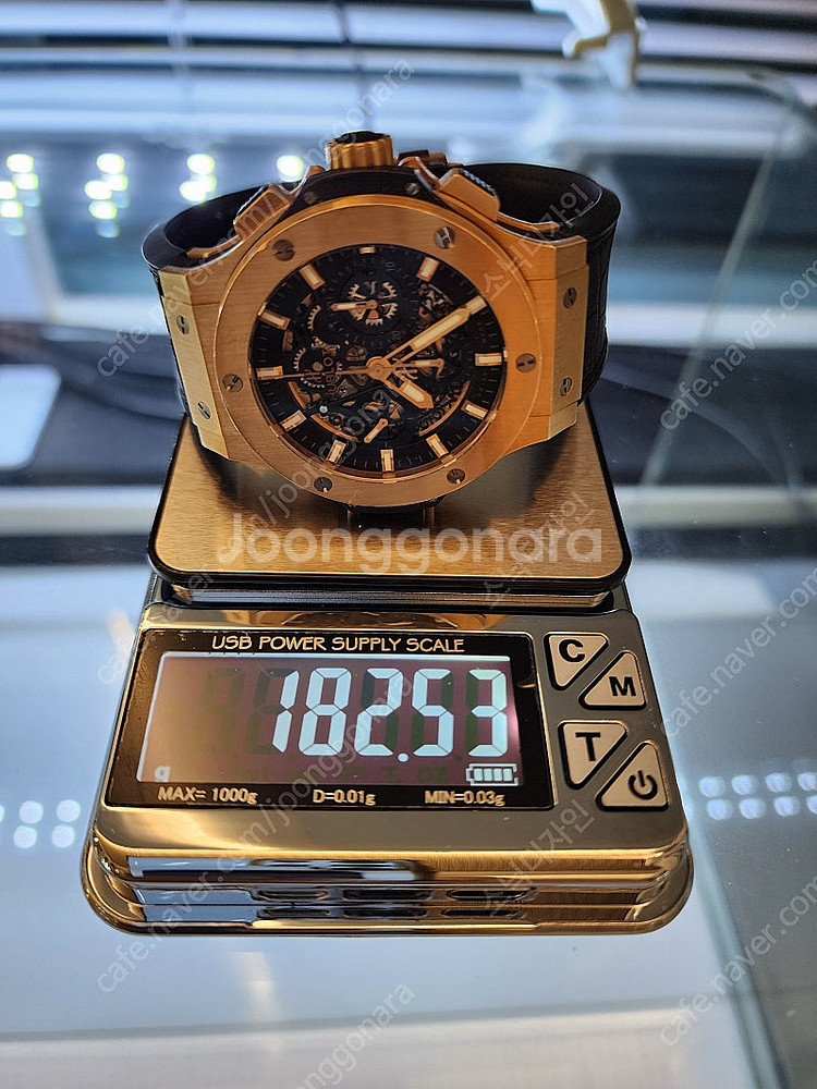 위블로 빅뱅 스켈레톤 에어로뱅 금통 44mm 남성용 시...--4
