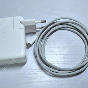 애플 정품 96w usb-c 충전기 + 맥세이프 케이블