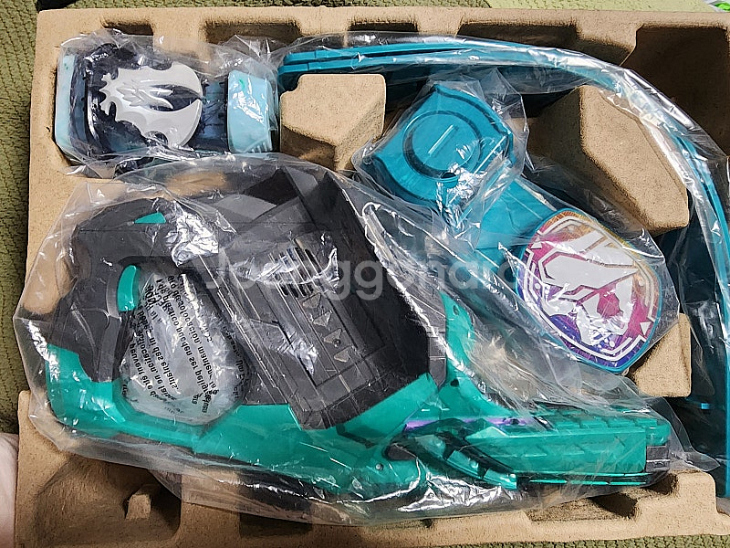 가면라이더 리바이스 투사이 드라이버 판매합니다--1