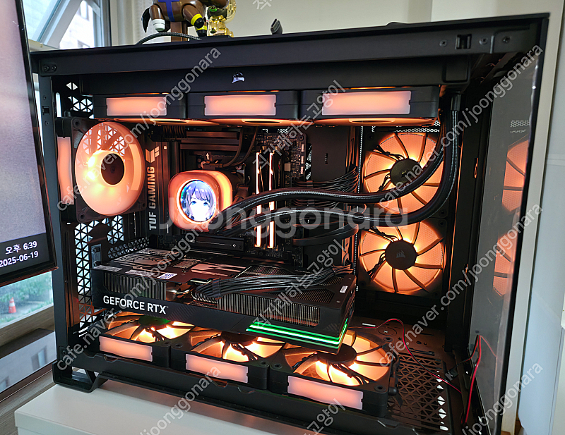 9800X3D, 5070TI, 4TB SSD 커세어 2...--0