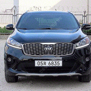 기아 더 뉴 쏘렌토 중고차 검정색 2018년식 디젤 2.0 2WD 프레스티지 중고차카페