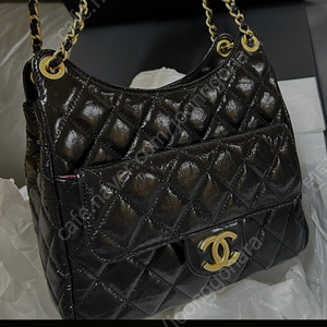 샤넬 시즌호보 2way 미듐 구해요~