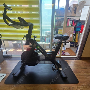 부산 암웨이 자전거 스피닝 팝니다.