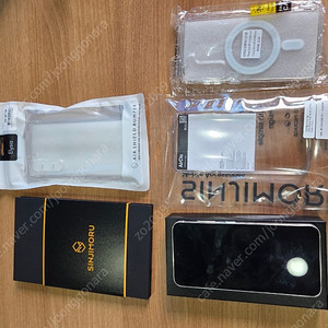 갤럭시 S23 크림 올갈이 512GB 팝니다.