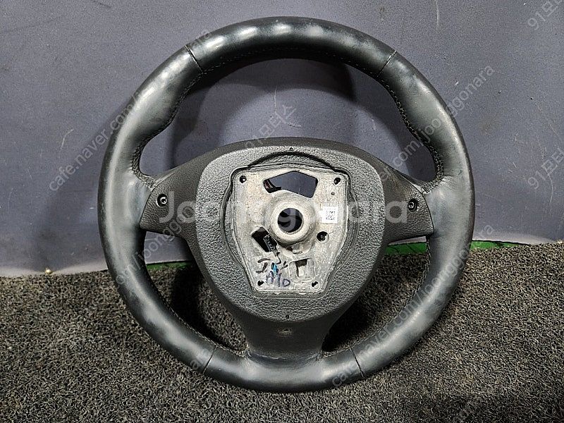 BMW F01 F02 7시리즈M팩핸들 열선가죽핸들 팝니...--6