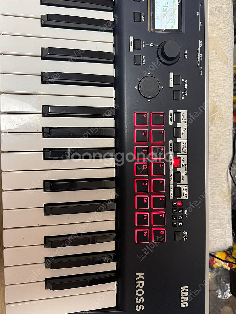 korg kross2 61 신품급 팝니다--8