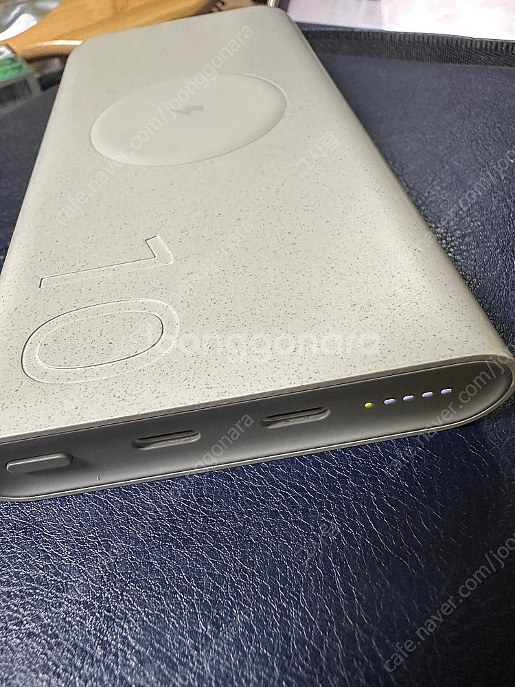 삼성 25W 무선충전 보조배터리 EB-U2510 1만m--2
