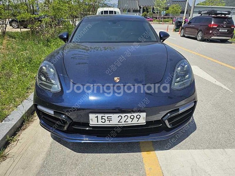 외제차 중고 포르쉐 파나메라 파란색 2018년식 66,...--3