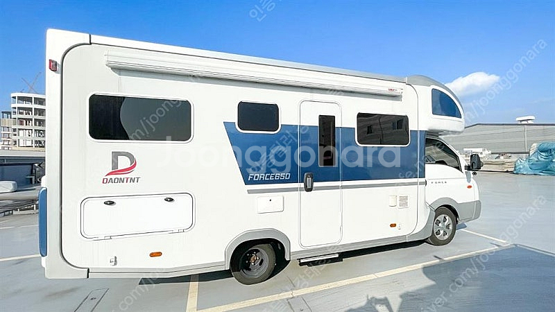 캠핑카 중고 포터2 흰색 2021년식 8,342km 기...--4
