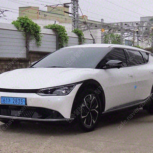 EV6 중고 EV6 중고차 흰색 2022년식 76,438km 롱레인지 어스 개인사업자 차량구매