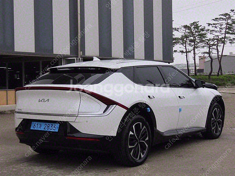 EV6 중고 EV6 중고차 흰색 2022년식 76,43...--4