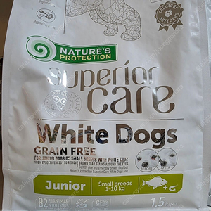 화이트도그 강아지 사료 팝니다. 주니어 1.5kg