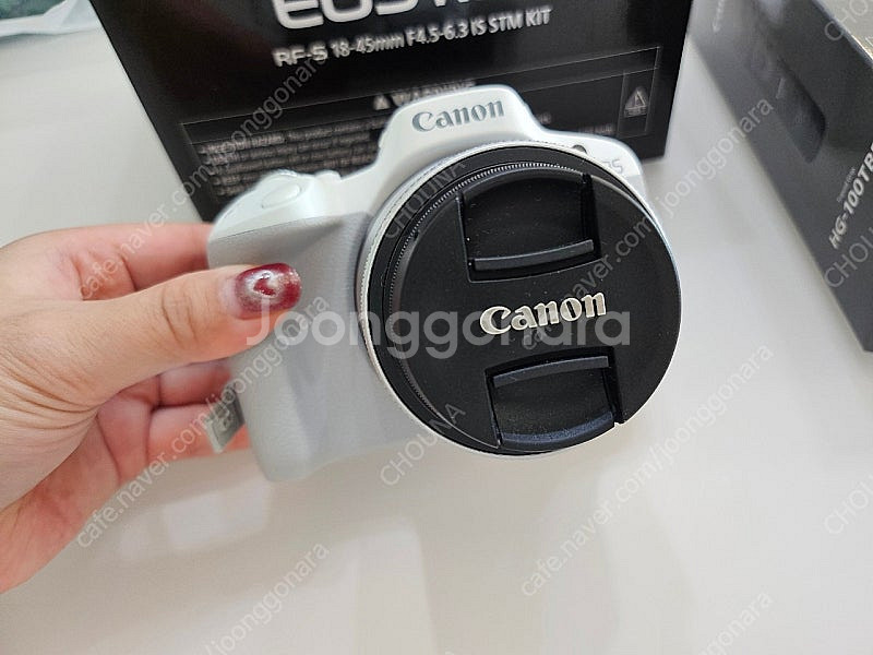 캐논 미러리스 카메라 EOS R50 화이트+삼각대+SD...--1