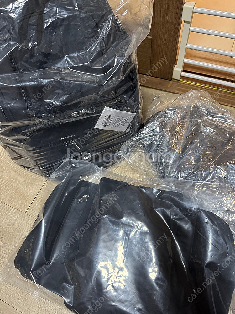 쏘오옥 백팩 M size 블랙 블랭킷 + 매트리스 포함...--5