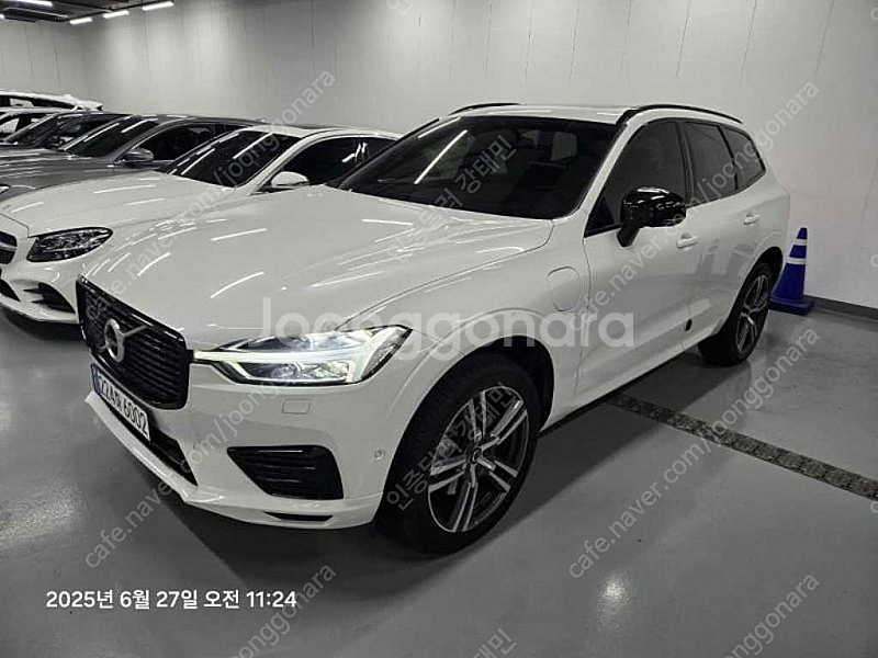 볼보 XC60(2세대) T8 AWD R-디자인 중고차 ...--1