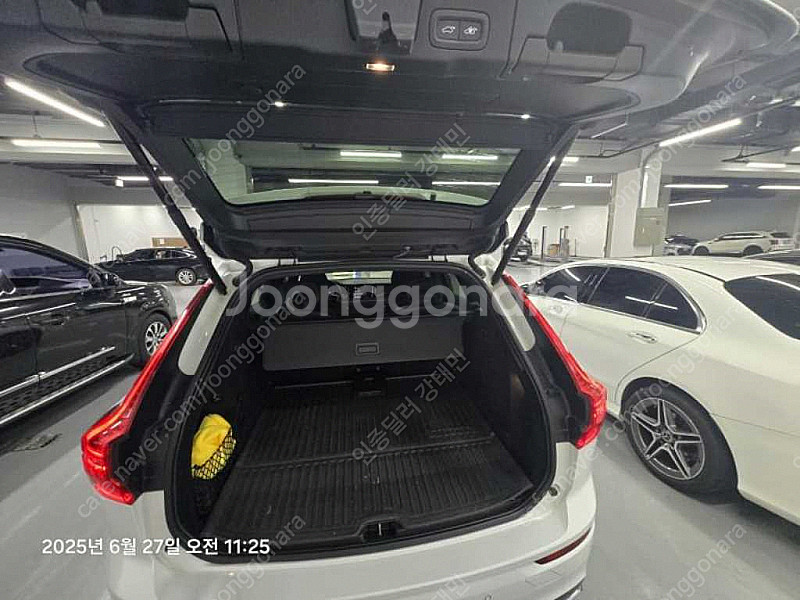 볼보 XC60(2세대) T8 AWD R-디자인 중고차 ...--4