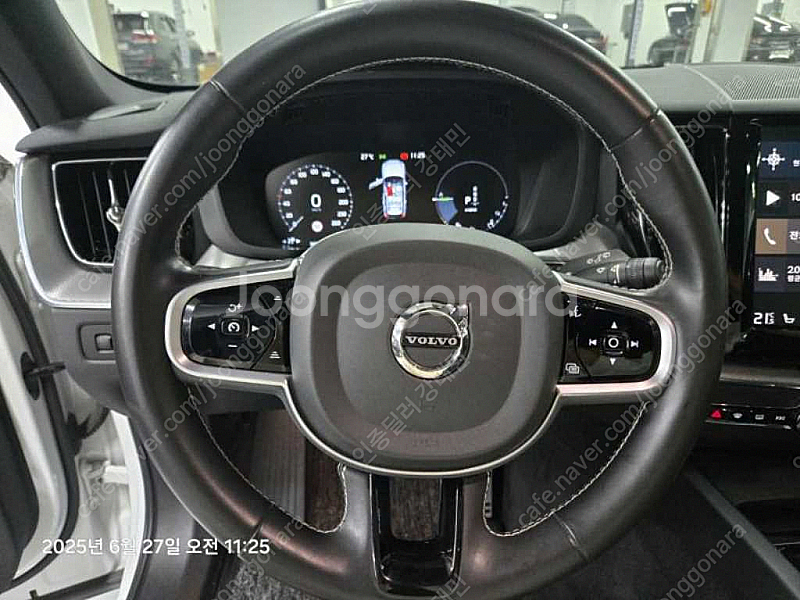 볼보 XC60(2세대) T8 AWD R-디자인 중고차 ...--6