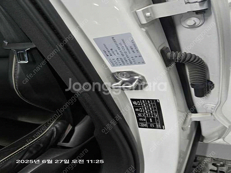 볼보 XC60(2세대) T8 AWD R-디자인 중고차 ...--9