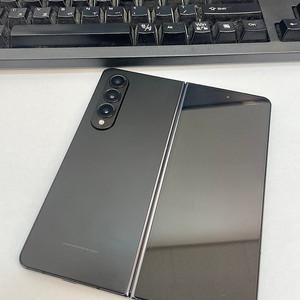 갤럭시Z폴드4 블랙 256GB 무잔상 상태좋은 중고49만팝니다.