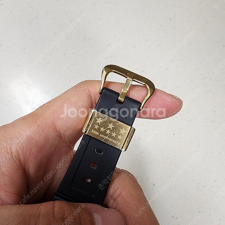 지샥 DW-5035D 35주년 한정판 샤이닝액정 스퀘어--8