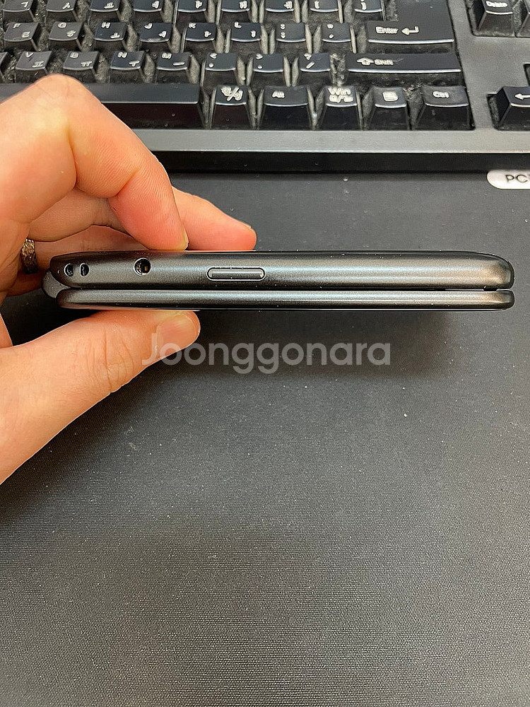ALT스타일폴더 32GB 블랙 무잔상 상태좋은 중고9만...--5