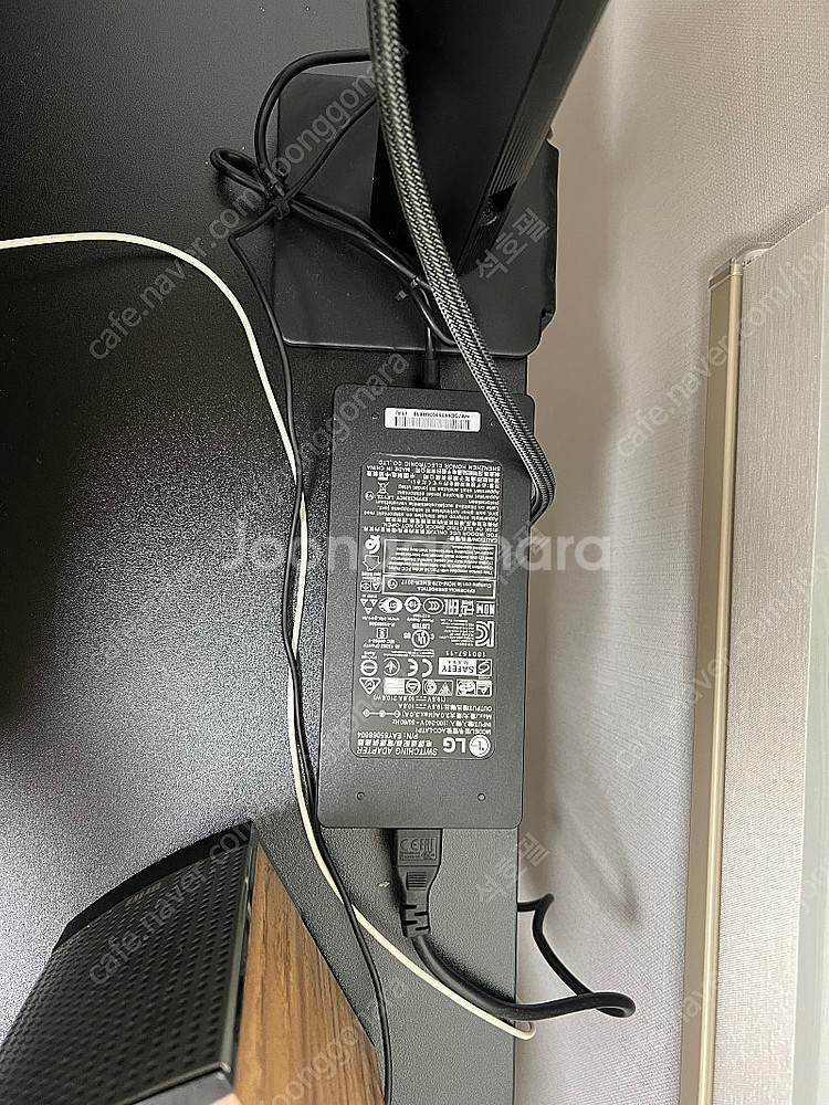 lg 4k모니터 32인치 32UN880K--3
