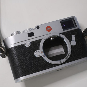 라이카 LEICA M10 실버 판매 합니다.