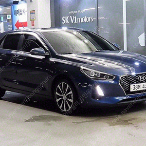 현대 i30 중고 i30 회색 2017년식 63,599km 1.4 터보 모던 수원중고차