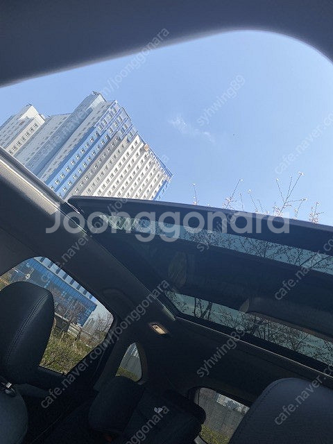 BMW 2시리즈 액티브 투어러 조이 흰색 16년 5월식...--8