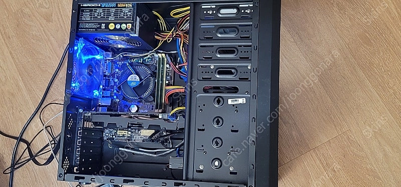 데스크탑 팝니다. cpu i5 4690 gpu gtx660 이미지