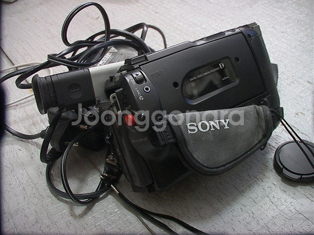 ,SONY 디지털 8미리비디오 카메라--1