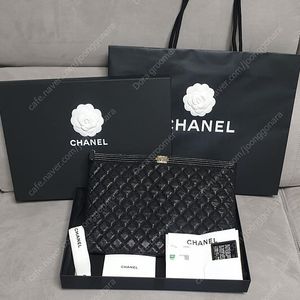 샤넬 보이 클러치 라지(캐비어+샴골)