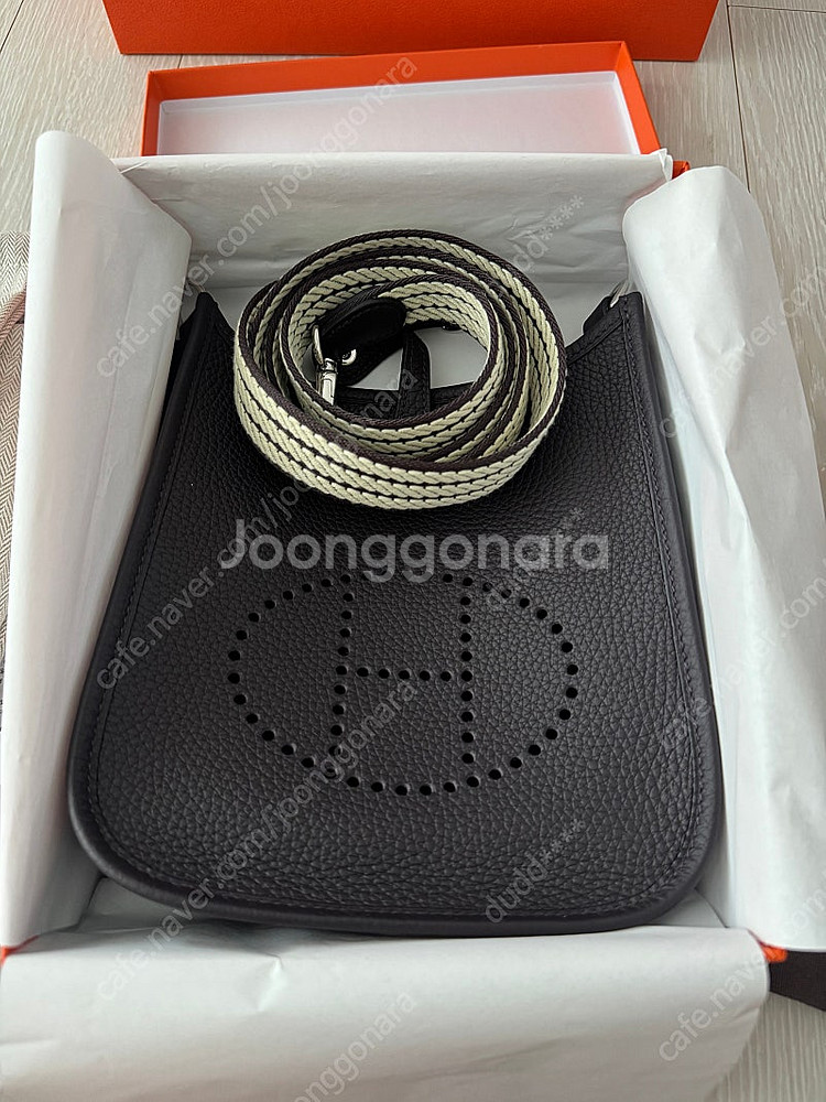 에르메스 에블린 미니 프루누아 W각인--0