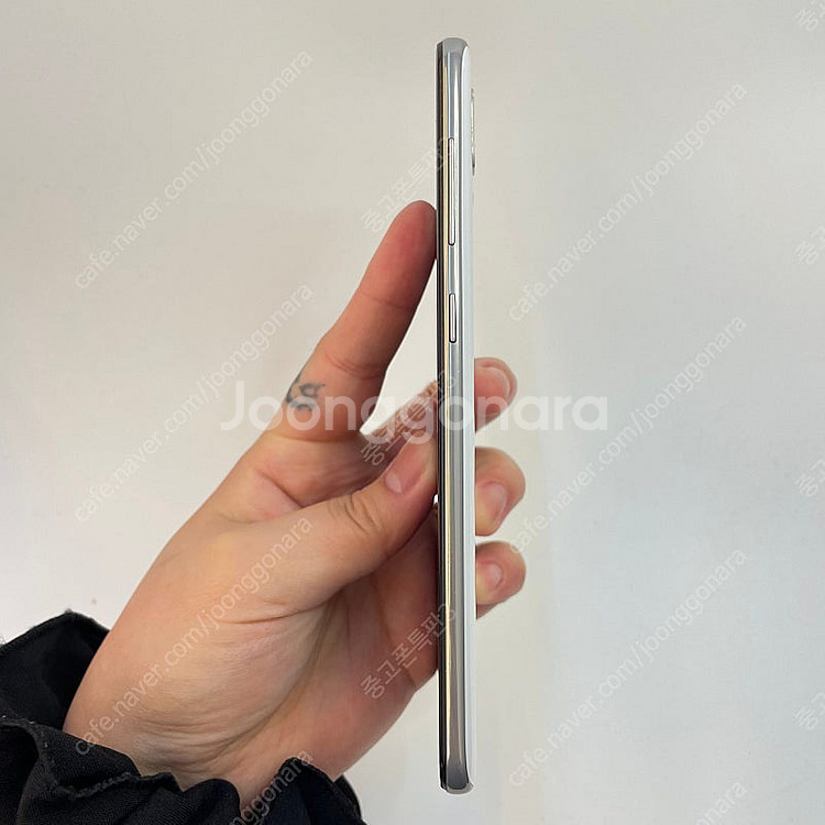 95700(울산중고폰) 갤럭시A30 화이트 32GB 판...--6