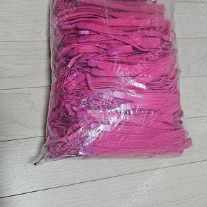 핸드스트랩 새제품 약380개