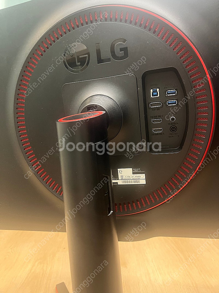 부천) LG 32gk850f . qhd 32인치 팝니다--0