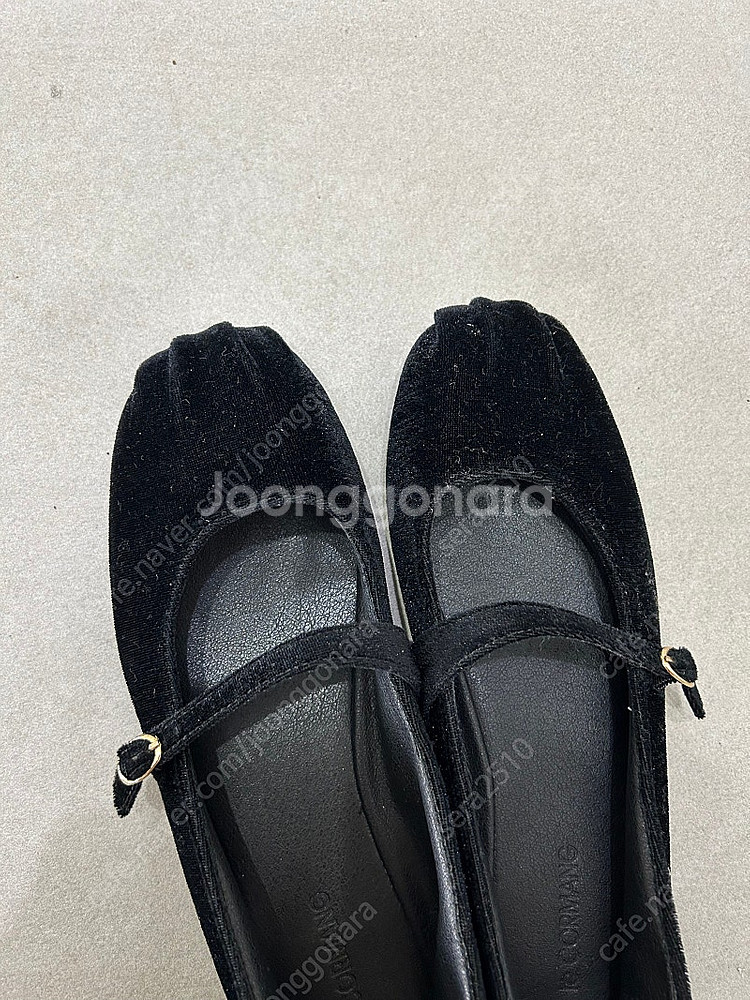 르꼬르망 벨벳 블랙 메리제인--1