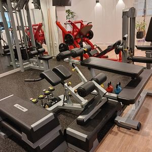 (삽니다)헬스장 헬스클럽 폐업기구 풀세트 구합니다