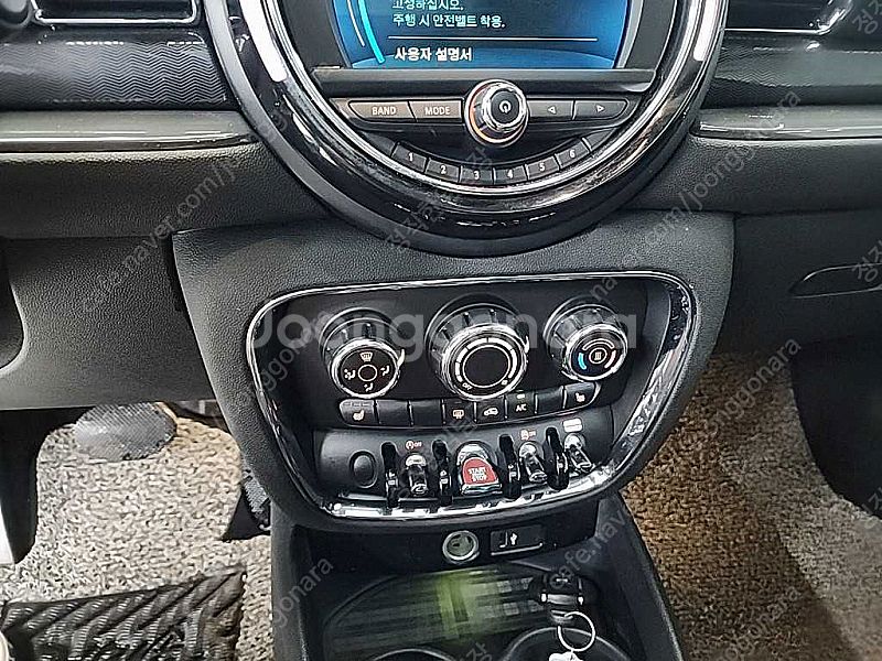 미니 쿠퍼 클럽맨 기본형 중고차 선착순 판매합니다 ★전...--9