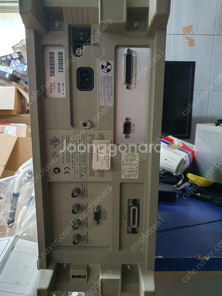 TEKTRONIX TDS 724D 오실로스코프 팝니다--1