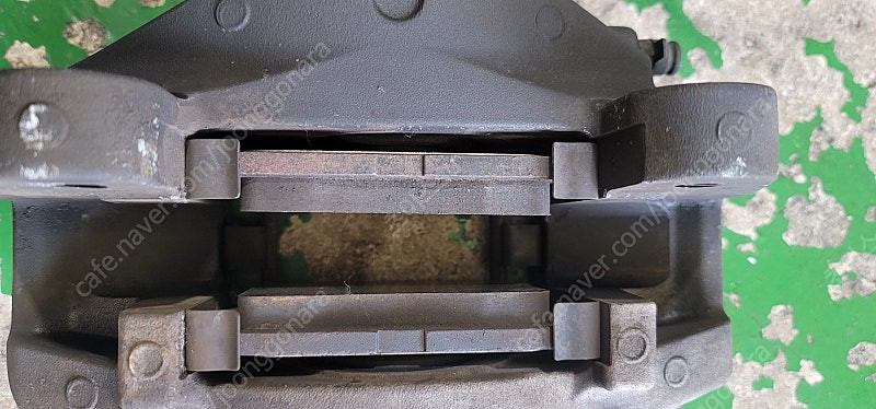 제네시스 eq900 리어 브레이크 이미지