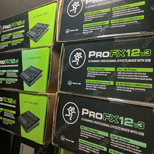 맥키 오디오 믹서 Profx12v3 , Profx16v3 판매합니다.