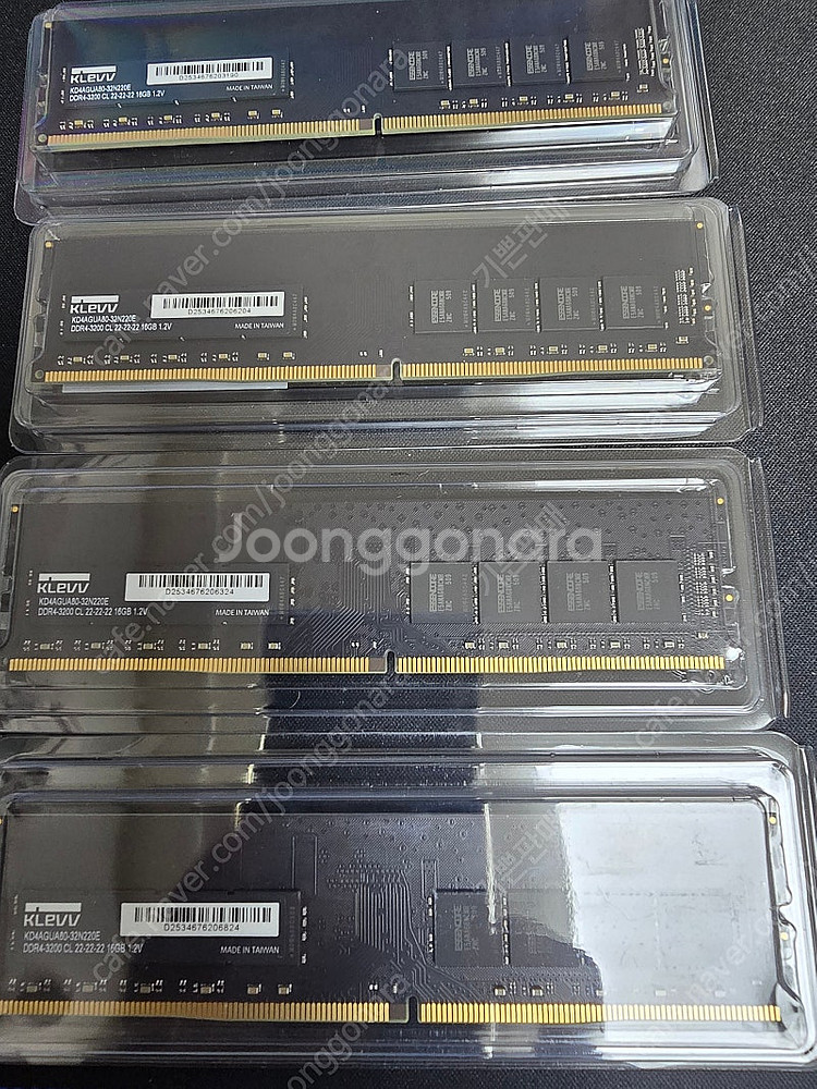 ESSENCORE KLEVV DDR4-3200 CL22...--0