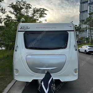 어크로스카 STARHOME 430DD 카라반