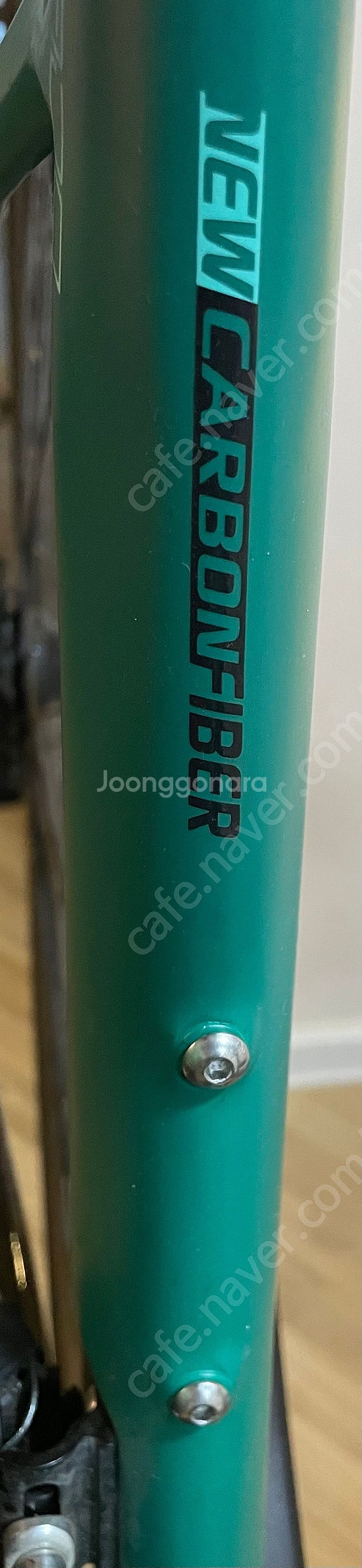 사바 콜로라도 풀카본 로드 자전거 판매해요.--9