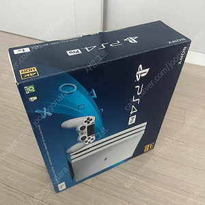 Ps4 pro 7218b 화이트 a급팝니다