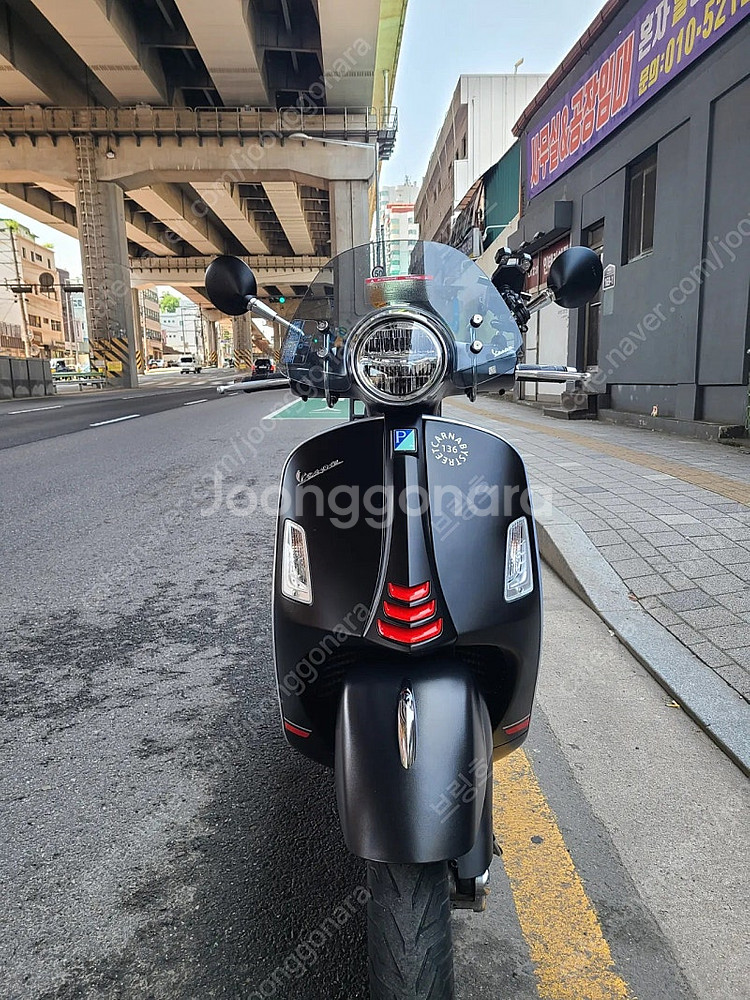 급 22년식 베스파 GTS300슈퍼스포츠 A급차량 저렴...--0