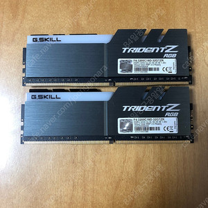 지스킬 TRIDENT Z RGB DDR4-3200 32G (16Gx2)